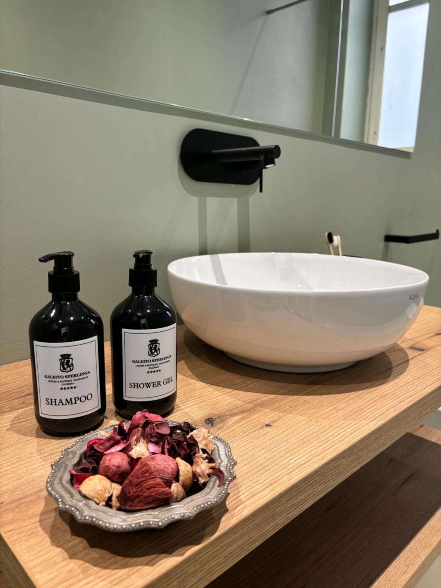 Galioto Sperlinga Luxury Boutique Apartments Palermo Eksteriør billede
