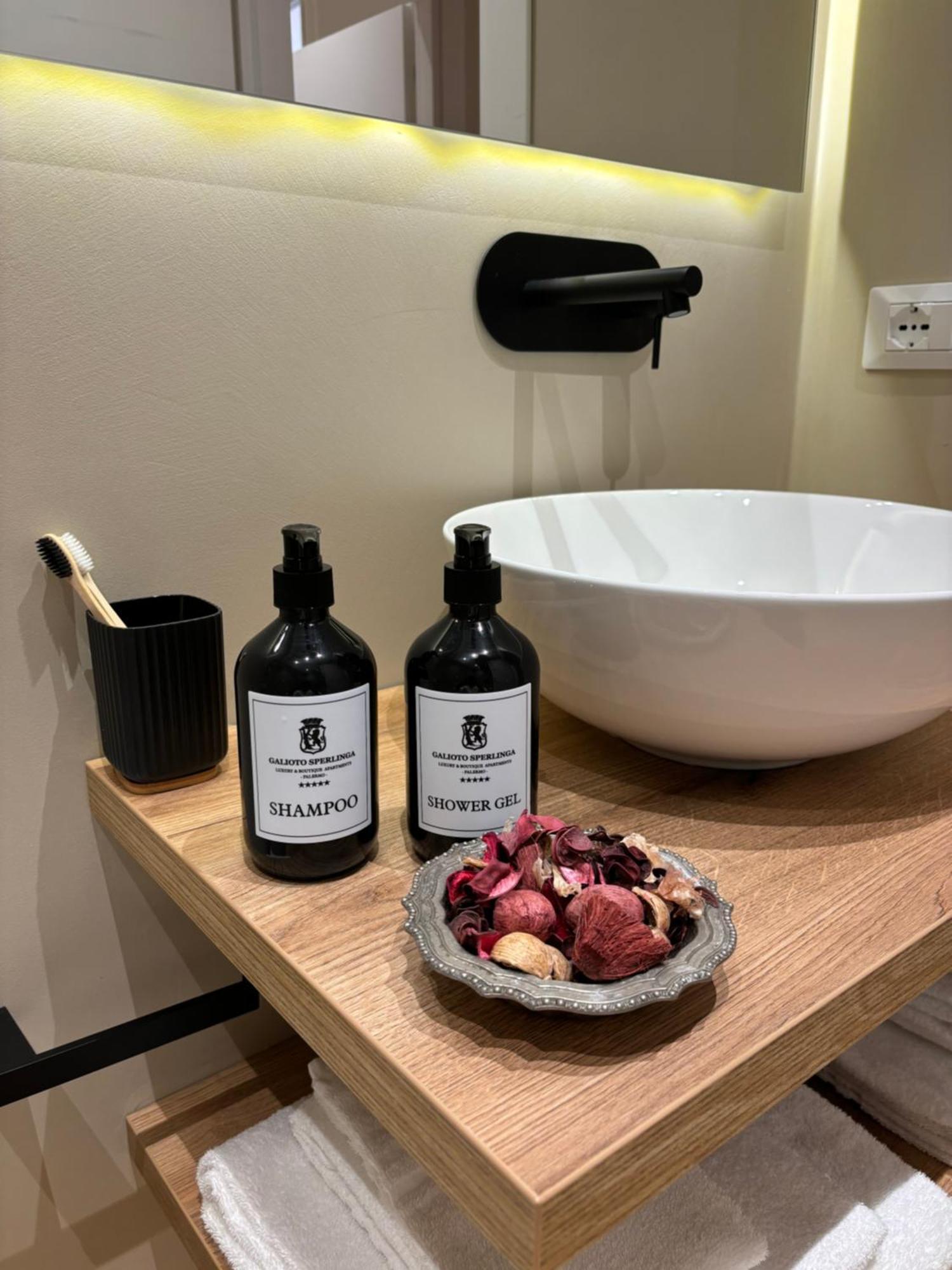 Galioto Sperlinga Luxury Boutique Apartments Palermo Eksteriør billede